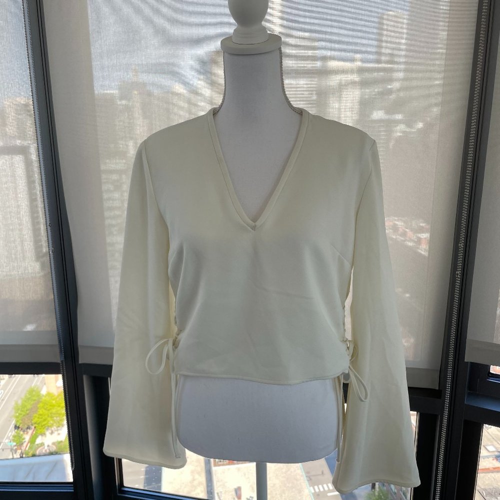 Finders Keepers Long Sleeve blouse - Picture 2 of 4